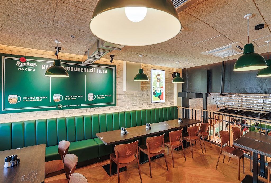 restaurace_nacepu_interier_09